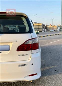 تويوتا إبسم